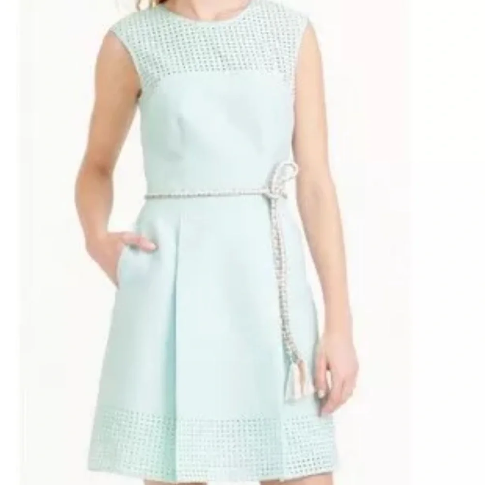 Mint Green Sleeveless Dress - Picture 7 of 7